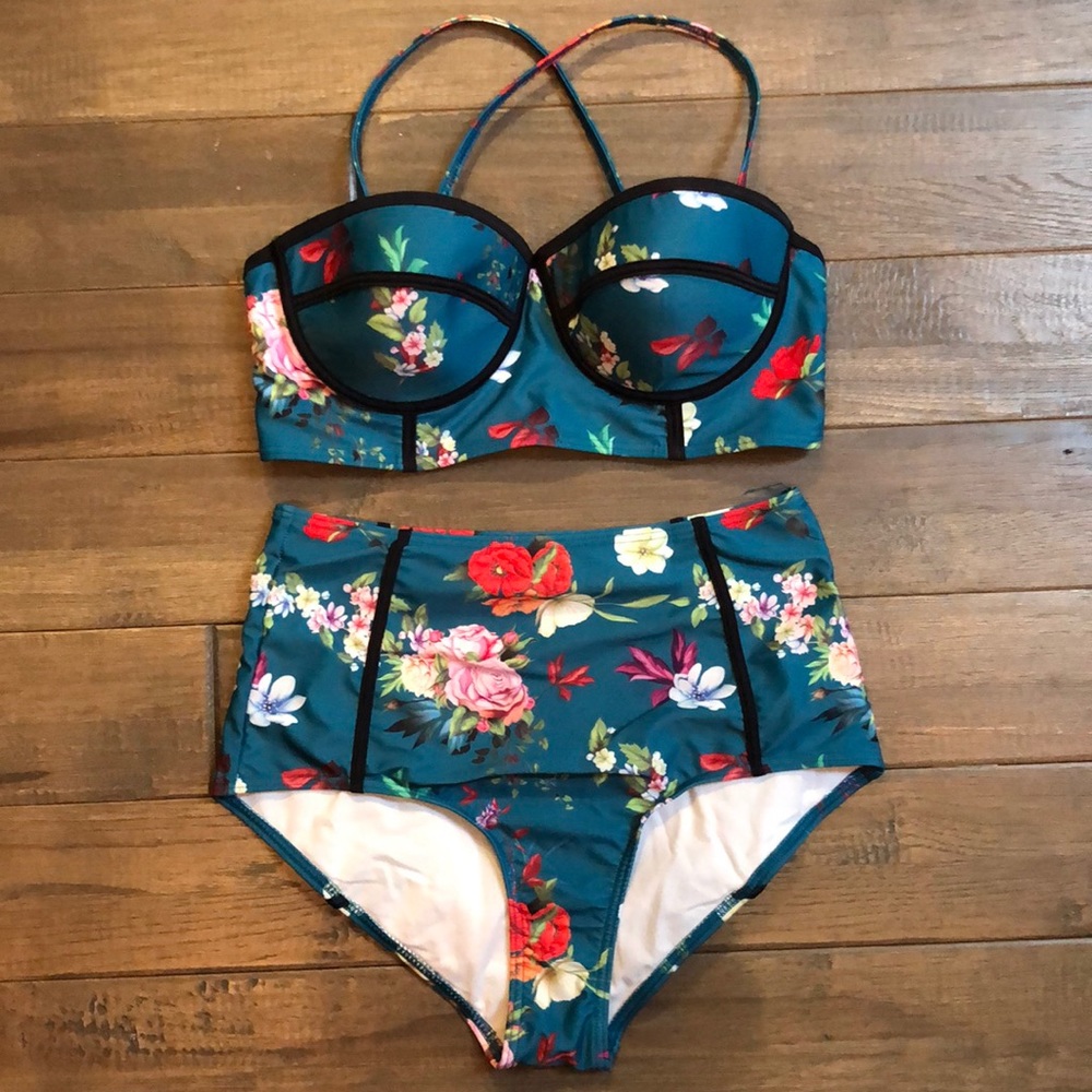 ModCloth / HighDive Vintage Two-Piece Swimsuit